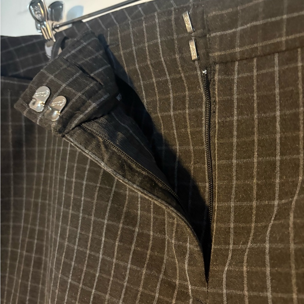 Worthington Women’s Gray Grid Pattern Pants - Picture 5 of 7